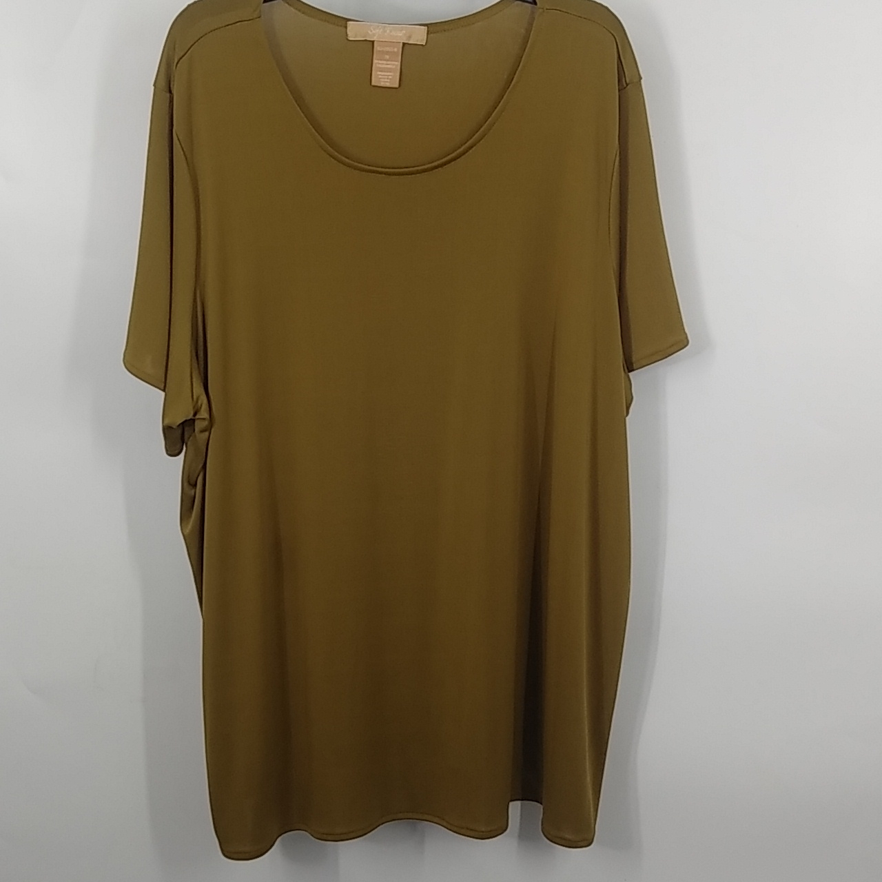 Soft Focus Women's Top